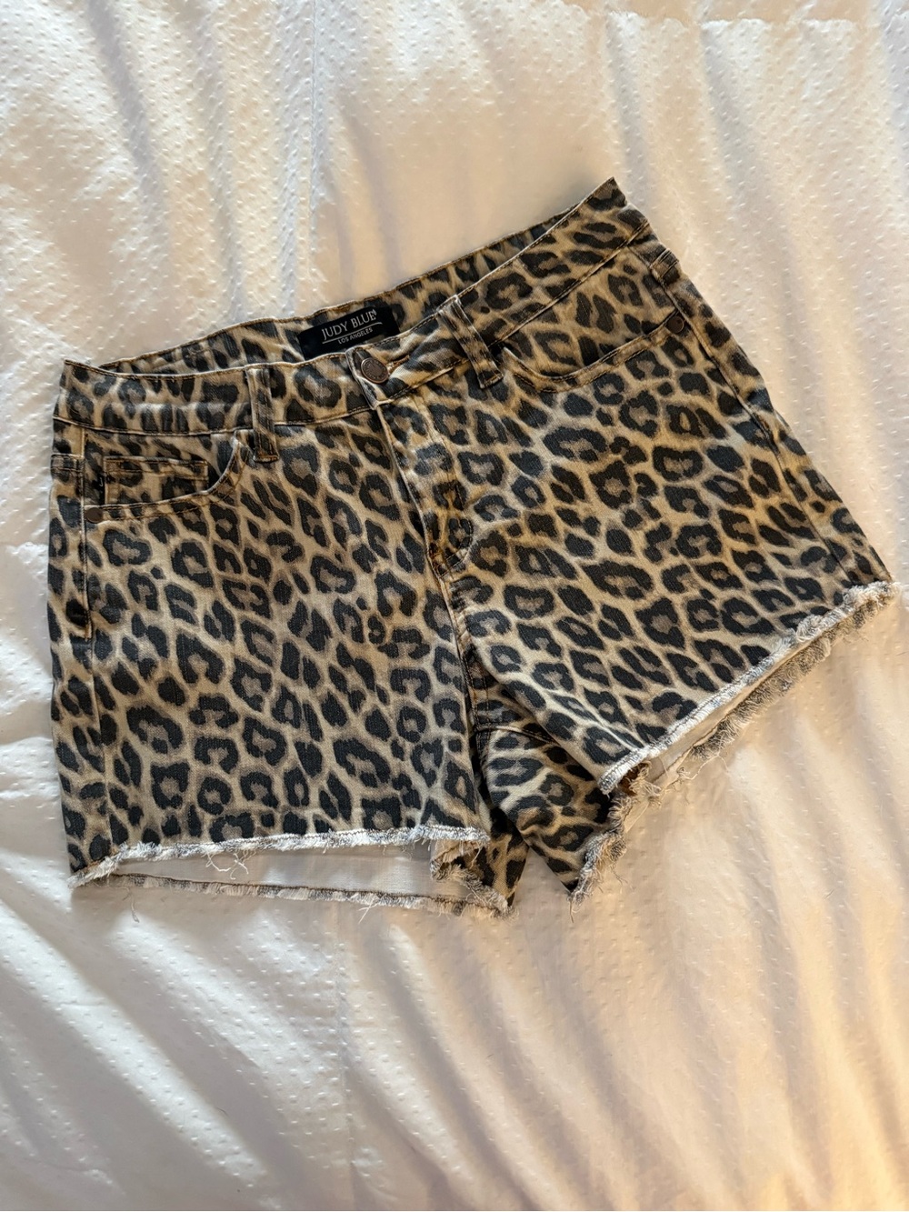 Judy Blue Leopard Print Denim Shorts Size Medium